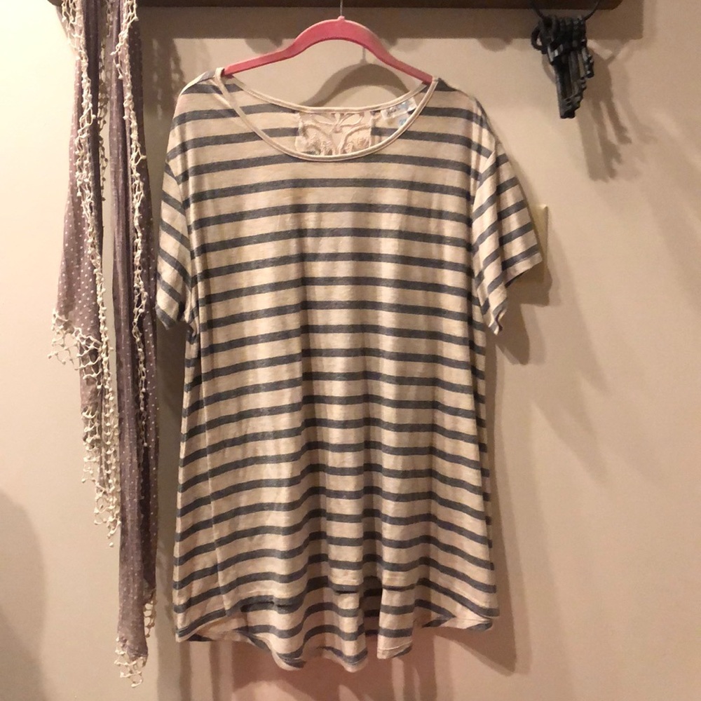 Crochet back striped tee 2x